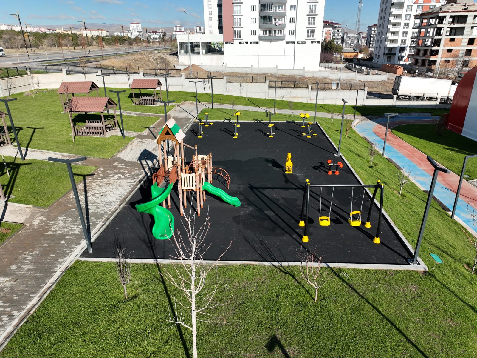 Şeyh Şamil Spor Kompleksi 6